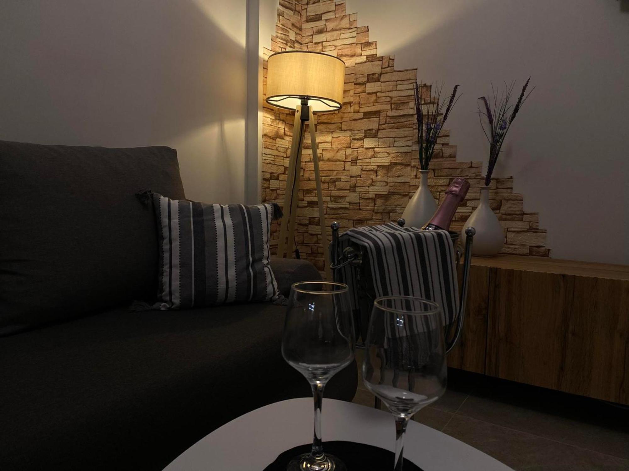 Skg Vibes Lägenhet Thessaloníki Exteriör bild